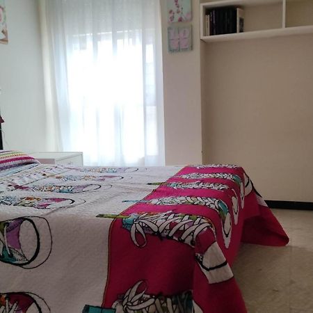 Amplio Piso En Pontedeume Apartment Ngoại thất bức ảnh