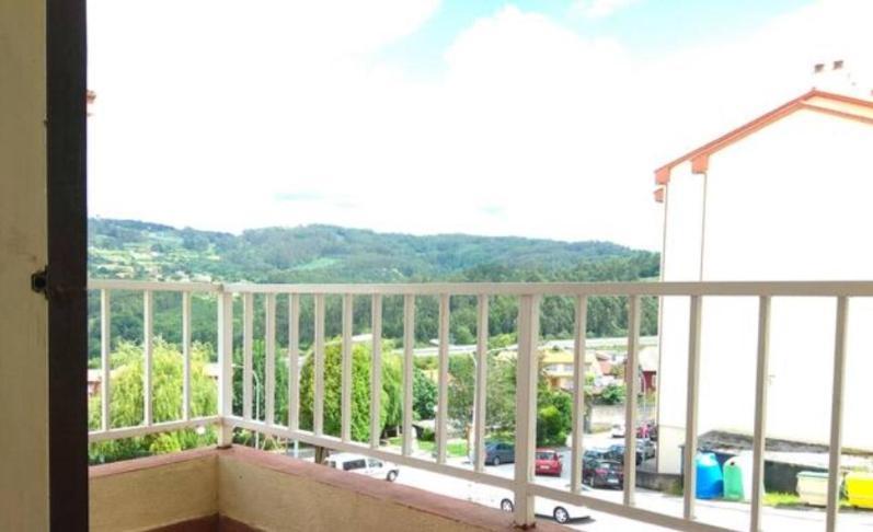 Amplio Piso En Pontedeume Apartment Ngoại thất bức ảnh